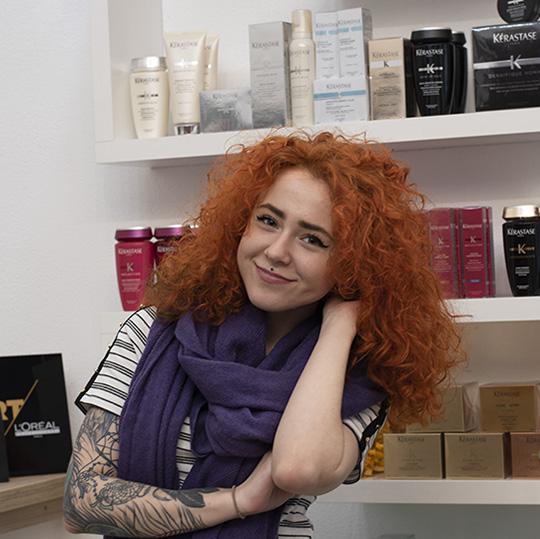 Monika kadeřnice Em-Hair